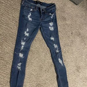 Hollister Ripped Jeggings